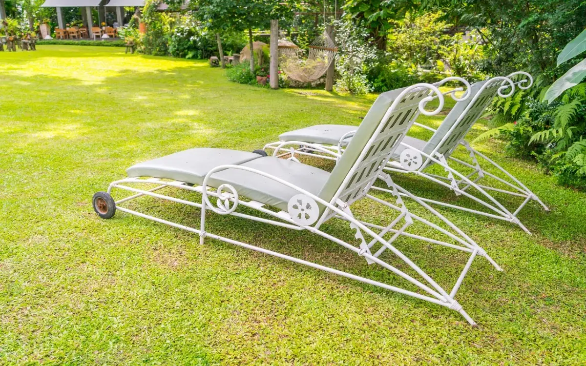 Costi e idee: quanto si spende per sistemare un giardino di 100 metri quadri?