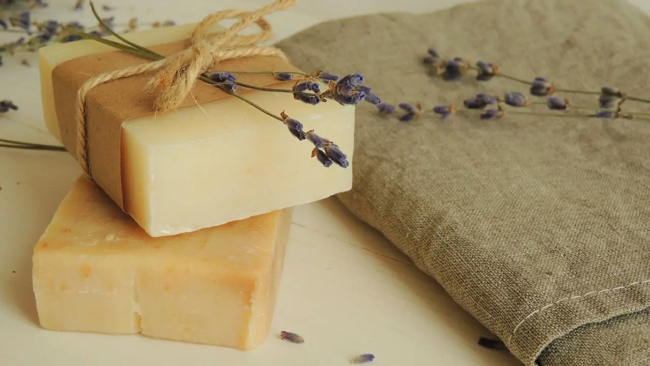 Non usare più questo sapone comune: ecco un’alternativa naturale ancora più potente