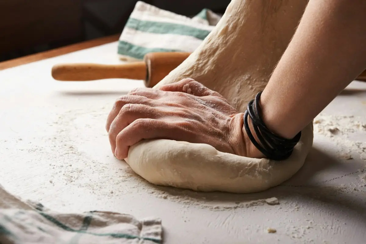 Il trucco semplice per rendere lucidissime le tue creazioni fai da te in pasta modellabile