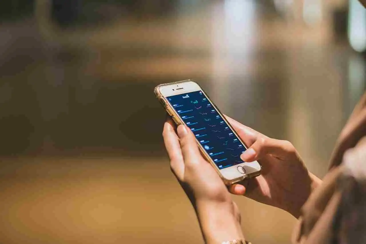 Allerta phishing sullo smartphone: ecco perché è più facile farsi ingannare che sul pc